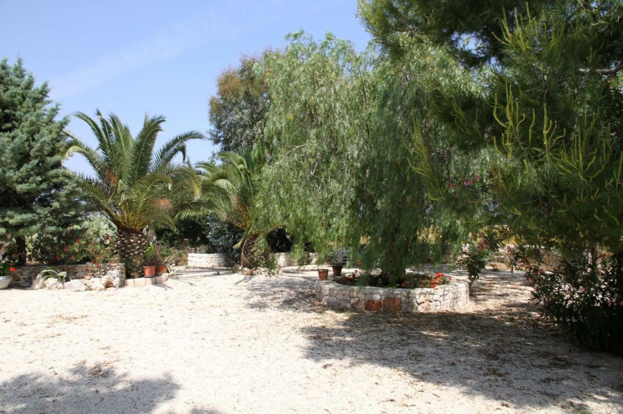Villa Beatrice Serranova Екстериор снимка